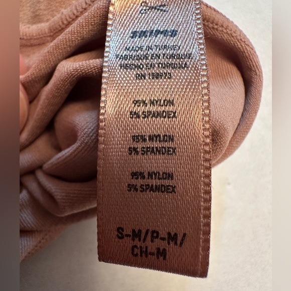 SKIMS Long Sleeve Scoop THIS IS SOLD - Picture 5 of 8